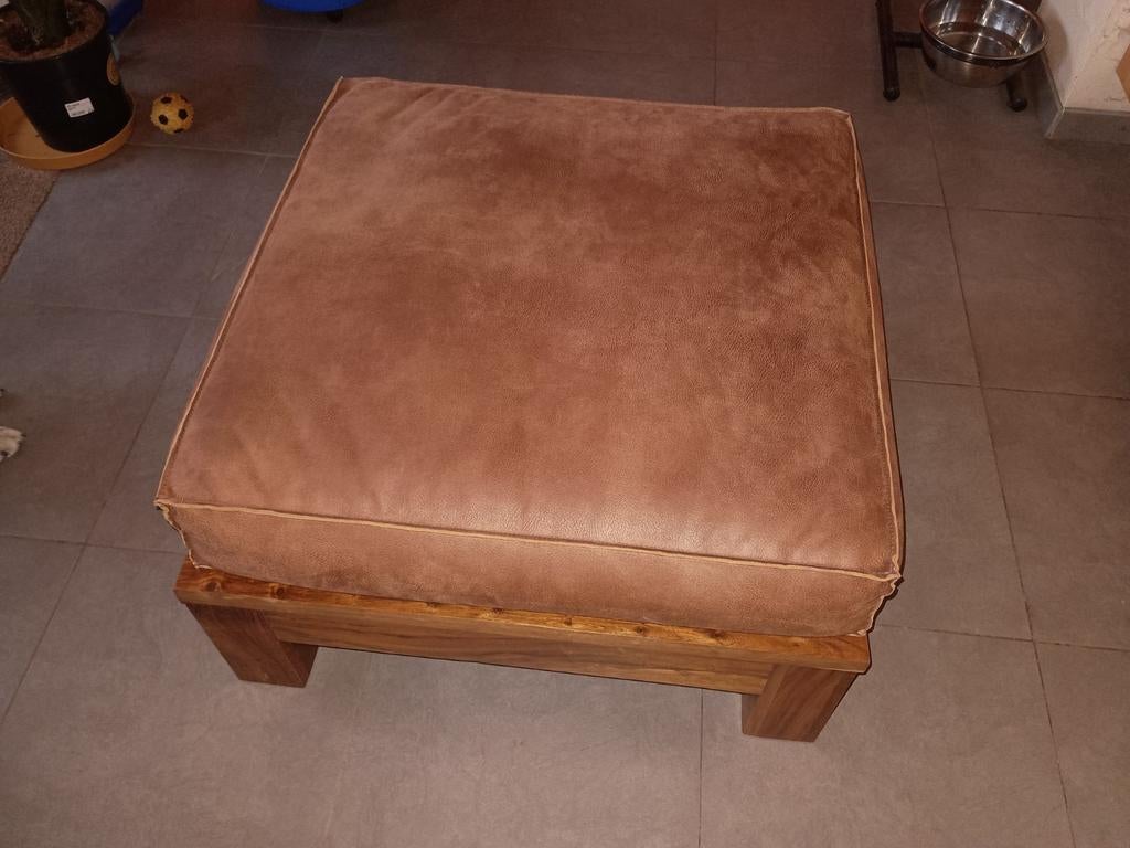 Hocker/voetenbank 80x80, Ophalen