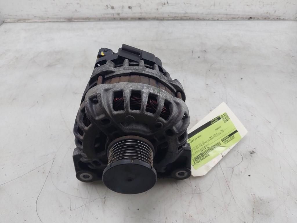 ALTERNATEUR V-Snaar Dacia Lodgy (JS) (|231000803R|), Utilisé, Dacia