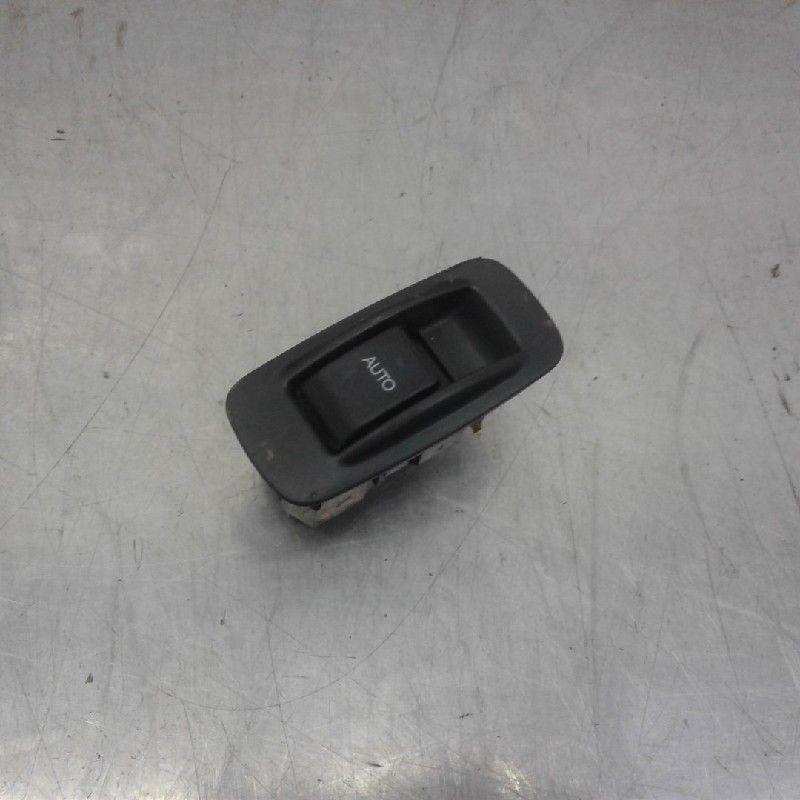 COMMUTATEUR VITRES ELECTRIQUES Toyota Corolla (E12), Utilisé, Toyota