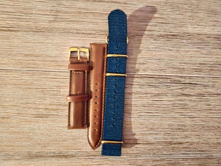 Lederen horlogebandje 19mm en nato strap gold, Bijoux, Sacs & Beauté, Montres de sport, Enlèvement ou Envoi