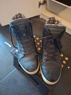 Motto schoenen 40 gaerne, Enlèvement