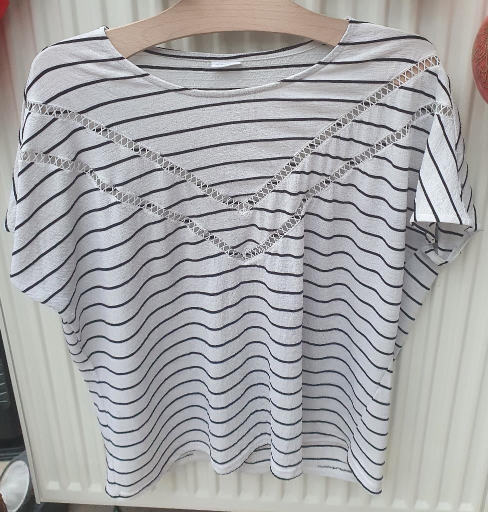 T-shirt van Jacqueline de Yong maat M, Kleding | Dames, T-shirts, Maat 38/40 (M), Wit, Ophalen of Verzenden, Korte mouw