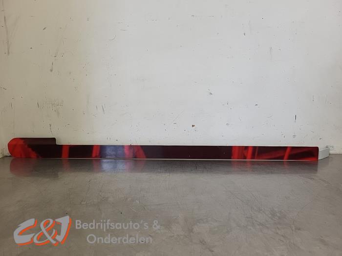 Rail porte coulissante gauche d'un Renault Trafic, Autos : Pièces & Accessoires, Renault, -, 3 mois de garantie, Utilisé