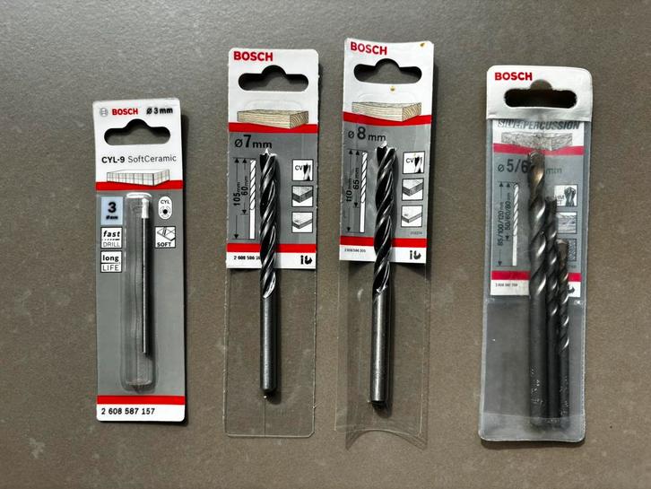 Set de perceuses Bosch New (6 pièces), Bricolage & Construction, Outillage | Pièces de machine & Accessoires, Enlèvement