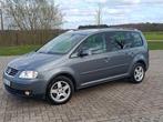 Touran/ benzine Euro 4/ 1.6 Cc/ 85 kw/ trekhaak, Auto's, Volkswagen, Monovolume, 1590 cc, Bedrijf, 5 deurs