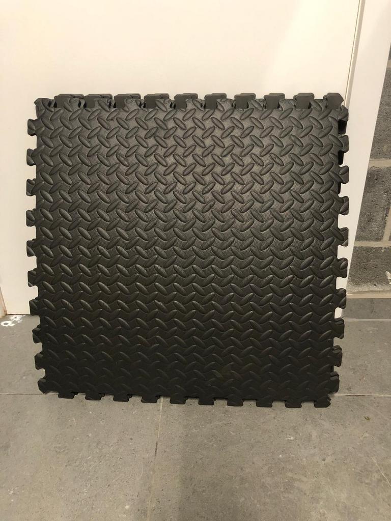 Dalle en mousse, Enlèvement, Comme neuf