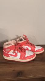 Nike Air Jordan 1 Mid Strawberries and Cream, Ophalen, Zo goed als nieuw