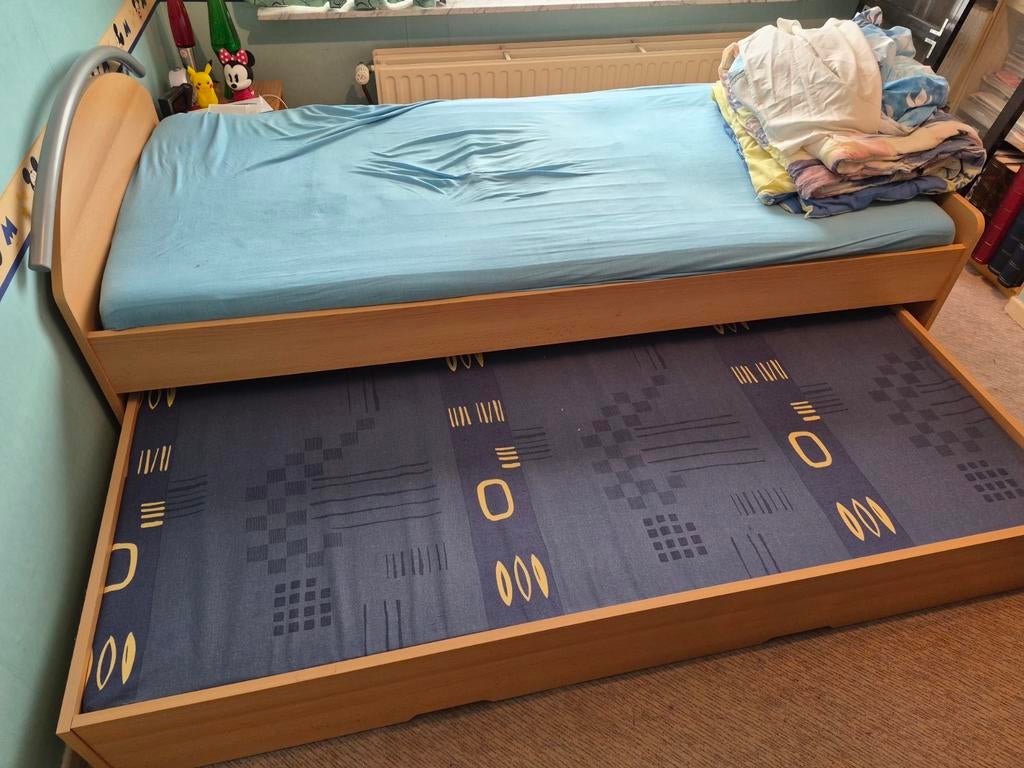 Bed met extra bed, Ophalen