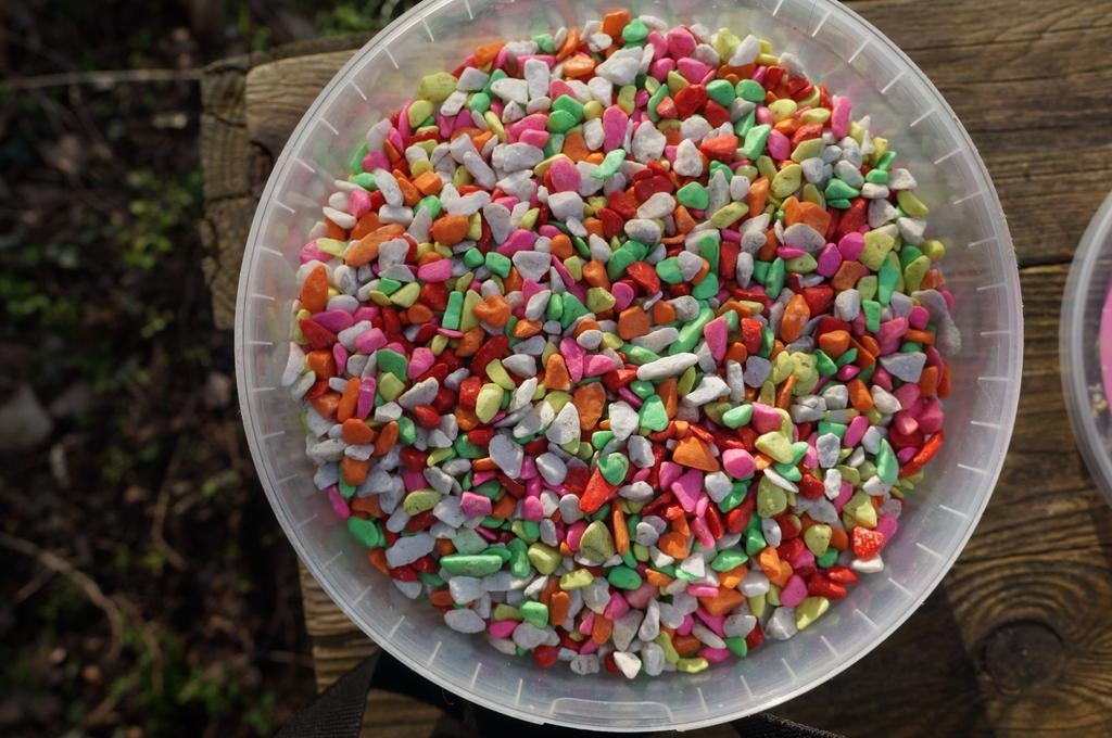 Pierres d'aquarium (différentes couleurs), Enlèvement, Utilisé