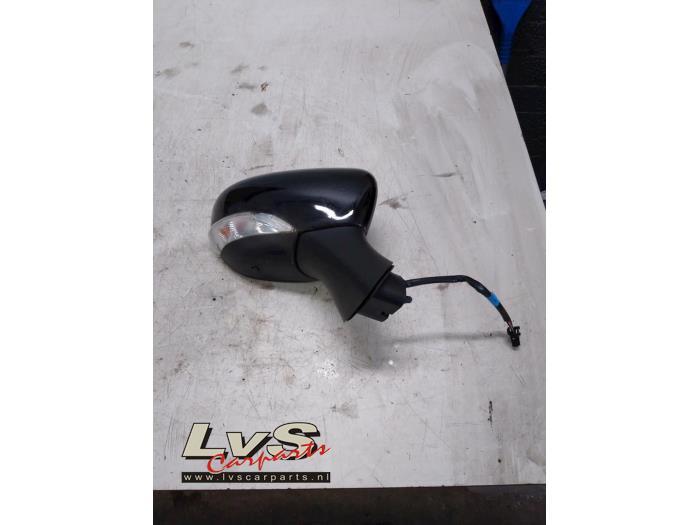 Buitenspiegel rechts van een Renault Clio, Gebruikt, -, Renault, -