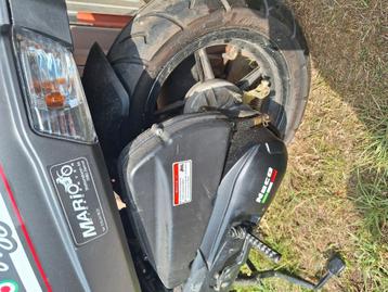 Bloc moteur Neco 50cc euro 4 de 2023 avec seulement 2000 klm, Motos, Enlèvement ou Envoi
