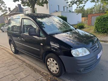 Volkswagen Caddy 1.6 benzine 280.000km 5 plaatsen beschikbaar voor biedingen