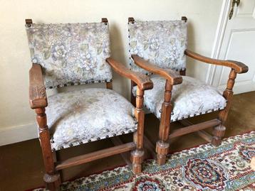 Deux fauteuils anciens en très bon état — 29 €/pièce, 49 €/s