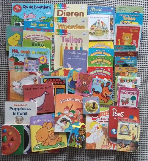 45 kartonnen boekjes, Livres, Livres pour enfants | 0 an et plus, Utilisé, Enlèvement ou Envoi