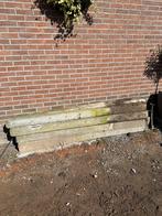 GRATUIT piquet béton pour clôture 206 cm, Jardin & Terrasse, Traverses & Bordures, Comme neuf, Béton