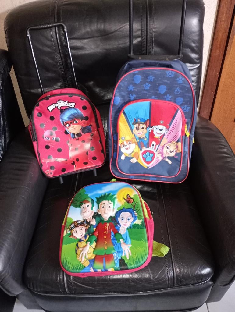 rugzakjes, toiletzakje, handtasje, trolley - kinderen, 1-6€, Bijoux, Sacs & Beauté, Sacs | Sacs à dos, Utilisé, Enlèvement ou Envoi