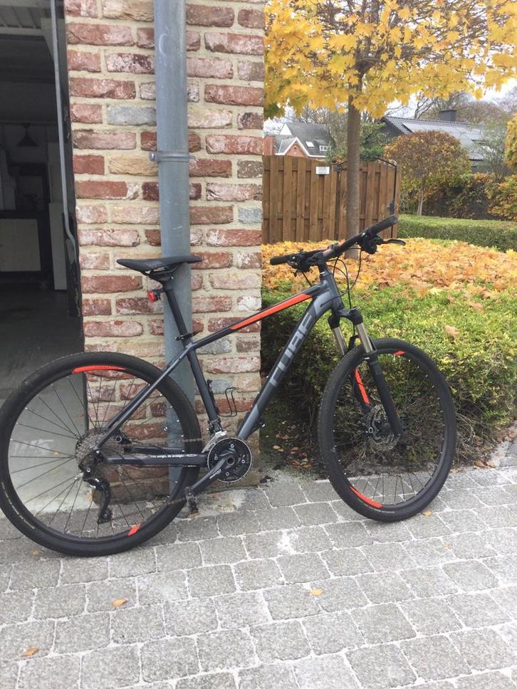 CUBE FIETS -- Framemaat 18” – 27.5 inch banden – Goede staat, Fietsen en Brommers, Fietsen | Mountainbikes en ATB, Zo goed als nieuw