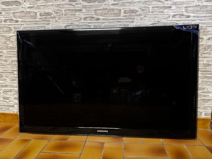Écran de télévision Samsung - 46 pouces, TV, Hi-fi & Vidéo, Télévisions, Comme neuf, LED, 100 cm ou plus, Full HD (1080p), Samsung