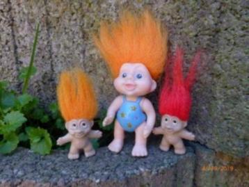 Harlekijn-pierrot-clowntje-Disney-trollen-smurfen: popjes beschikbaar voor biedingen