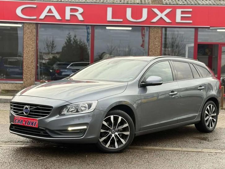 Volvo V60 V60 2.0 D2 DYNAMIC GPS LED, Autos, Volvo, Entreprise, Achat, V60, ABS, Air conditionné, Bluetooth, Ordinateur de bord