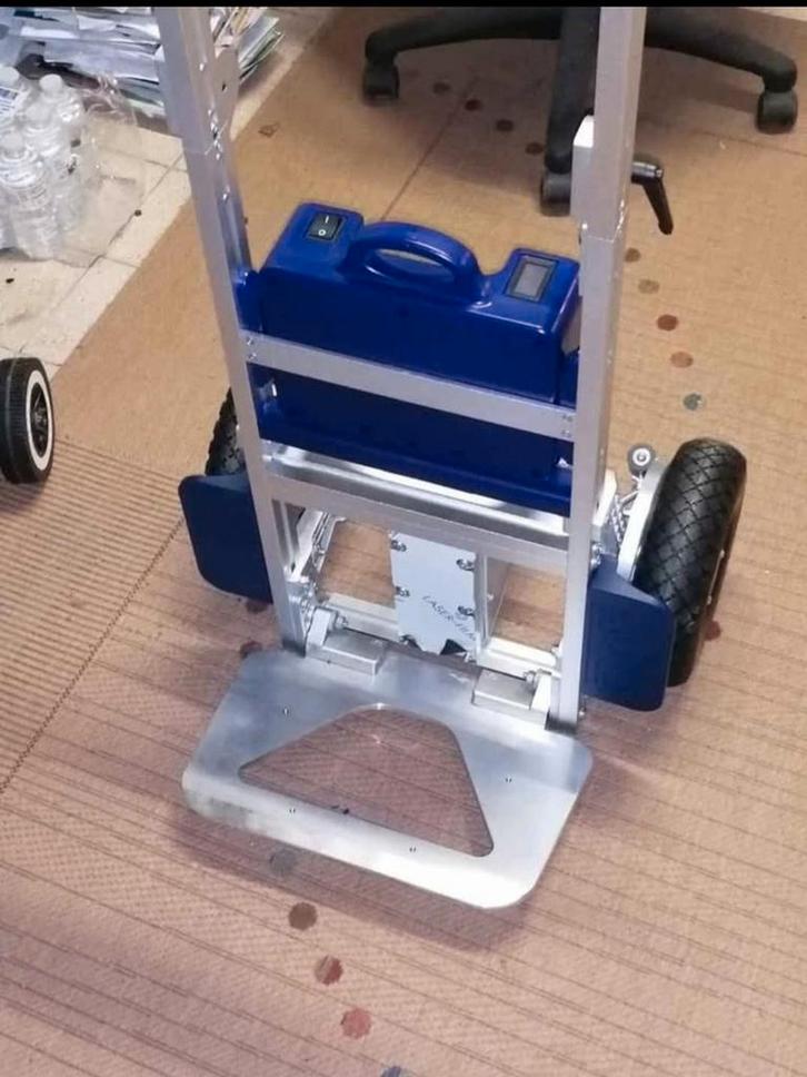 ERGO elektrische traplift — 170 kg, Doe-het-zelf en Bouw, Transportwagens, Zo goed als nieuw, Steekwagen, Ophalen