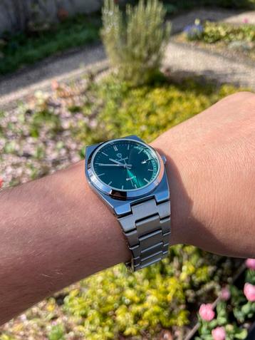 Horloge, Enlèvement ou Envoi, Comme neuf, Argent, Montre-bracelet