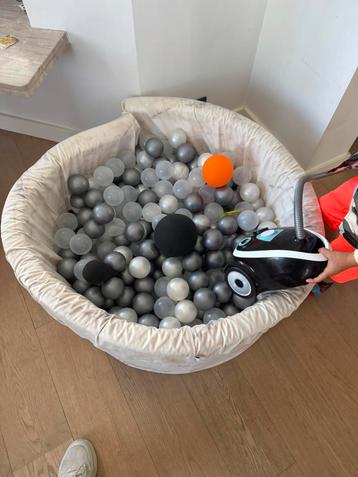 Ballenbad misio marmer beschikbaar voor biedingen