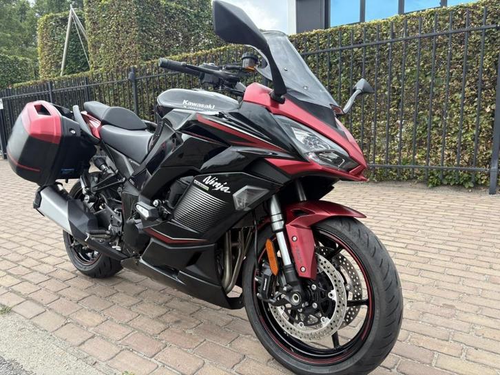 Kawasaki Z 1000 SX, Motoren, Motoren | Kawasaki, Bedrijf, Toermotor, meer dan 35 kW, 4 cilinders, Motorrijbewijs A, ABS, LED Verlichting