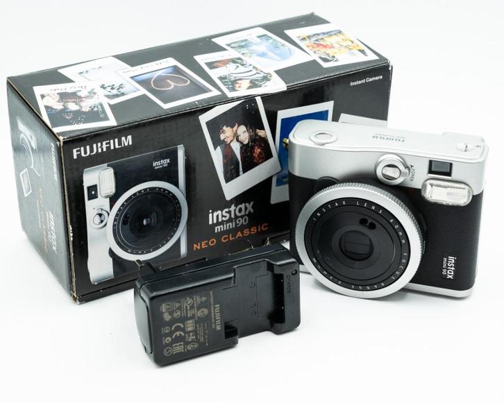 Fujifilm Instax Mini 90 - Neo Classic + Doos en oplader, Audio, Tv en Foto, Fotocamera's Analoog, Gebruikt, Compact, Fuji, Ophalen of Verzenden