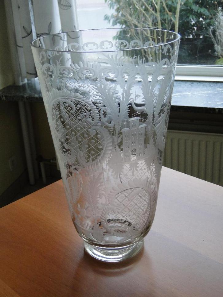 antieke vaas met mooie motieven, Antiquités & Art, Antiquités | Vases, Enlèvement