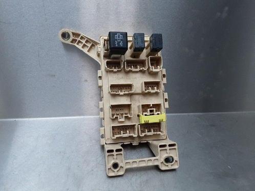 ZEKERINGKAST Lexus RX (L2) (01-1997/10-2015) (RX300), Auto-onderdelen, Elektronica en Kabels, Lexus, Gebruikt