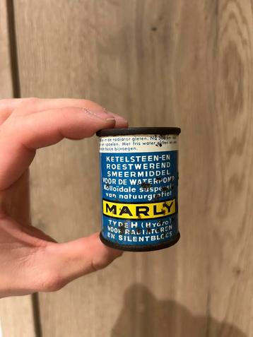 Bidon dossette d’huile Marly olieblik olie blik oil can oud beschikbaar voor biedingen