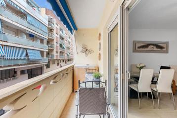 Gerenoveerd appartement bij het strand Del Cura / Torrevieja beschikbaar voor biedingen