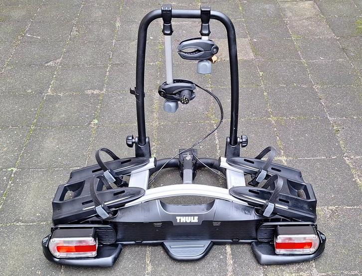 Thule fietsendrager voor elektrische fietsen als nieuw!, Auto diversen, Fietsendragers, Zo goed als nieuw, Trekhaakdrager, 2 fietsen