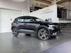 Volvo XC40 PLUS DARK BENZINE AUTOMAAT OPEN DAK (bj 2024), Auto's, Stof, Gebruikt, Zwart, 5 zetels