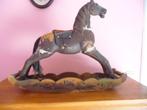 zeer oud paard, Antiek en Kunst, Ophalen