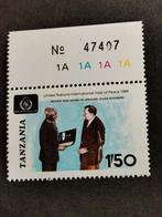 Tanzanie 1986 - Année de la paix, président avec un nombre r, Timbres & Monnaies, Timbres | Afrique, Enlèvement ou Envoi, Tanzanie