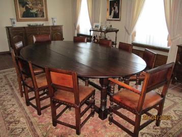 Eetkamertafel met stoelen, Ophalen