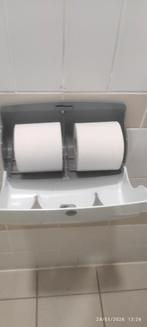 Toiletpapierhouder, Ophalen