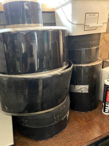 EPDM Dakflashing – 2x 15 cm + 1x 30 cm + Kimfixatie (Nieuw) beschikbaar voor biedingen