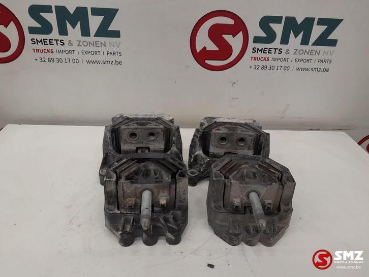 Occ set motorsteunen MAN, Auto-onderdelen, Vrachtwagen-onderdelen, MAN, Ophanging en Onderstel, Gebruikt