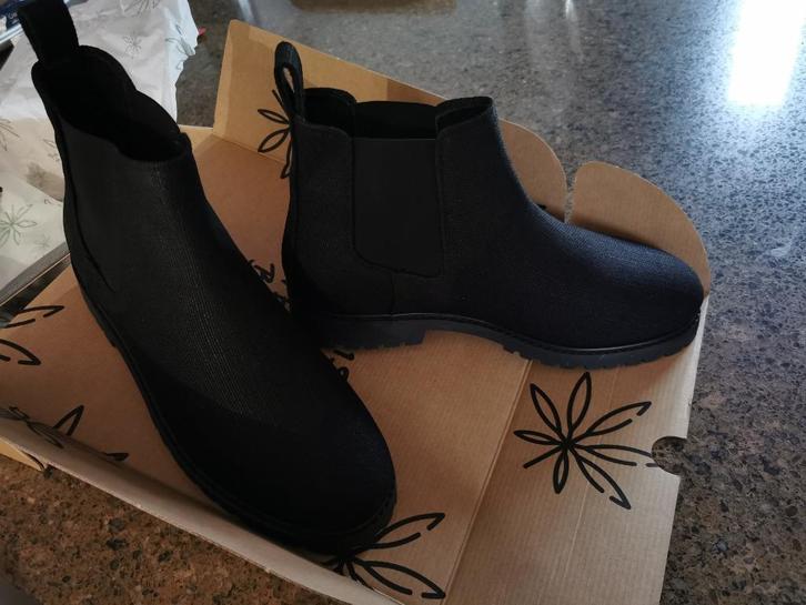 Chaussures 8000Kicks - etat neuf – Pointure 47, Kleding | Heren, Schoenen, Nieuw, Overige typen, Zwart, Ophalen