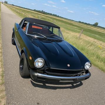 FIAT 124 SPIDER 2000 Pininfarina zwart | bruin leder MOOI! beschikbaar voor biedingen