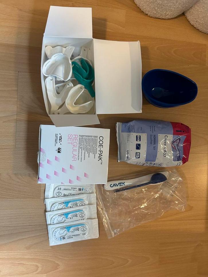 Oefenpakket prekliniek mondzorg, Diversen, Schoolbenodigdheden, Zo goed als nieuw, Ophalen of Verzenden