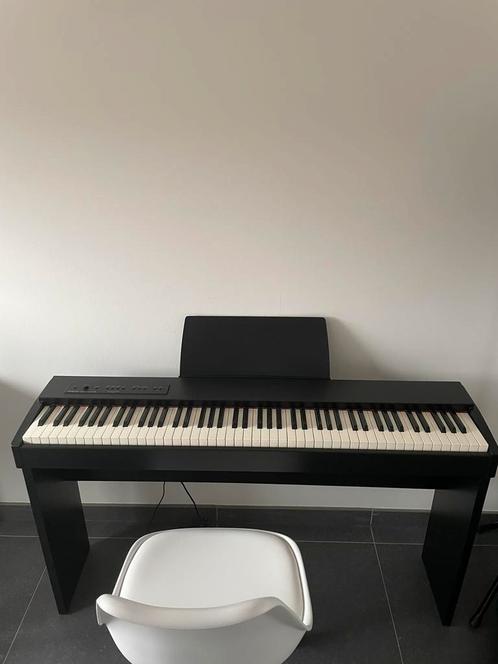 Roland Digitale Piano F-20 in zwart, Musique & Instruments, Pianos, Comme neuf, Piano, Noir, Enlèvement