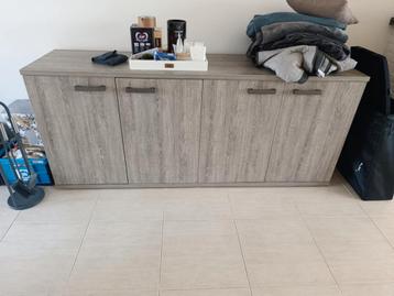 buffet beige 2 m x 0,5 m x 0,85 m, Enlèvement, Utilisé