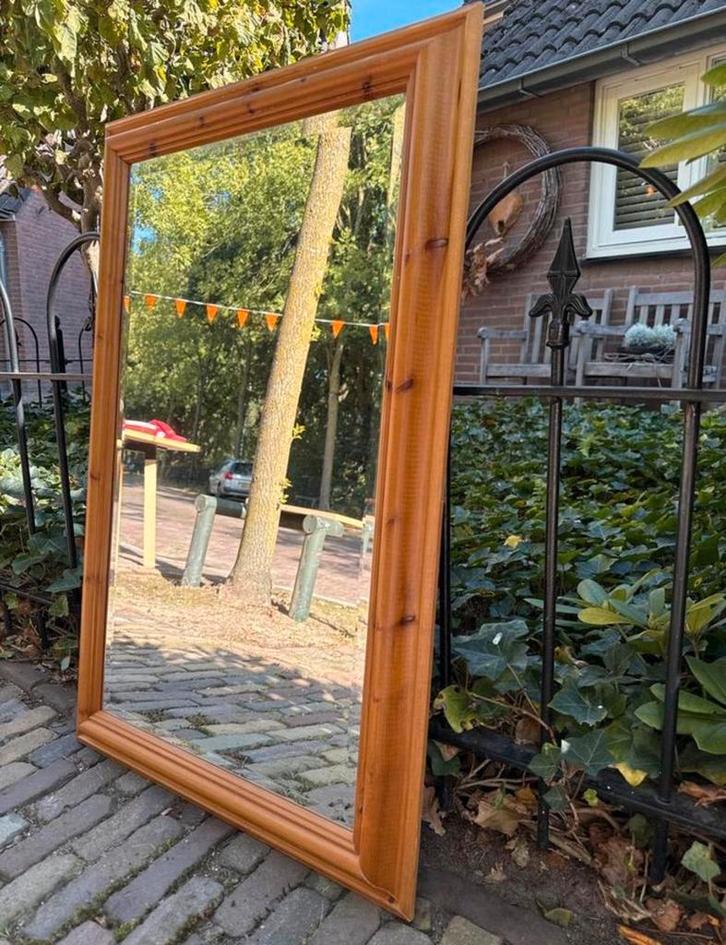 Grenen omlijsten spiegel met facet rand, Huis en Inrichting, Woonaccessoires | Spiegels, Zo goed als nieuw, Ophalen