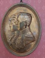 bronzen medaillon Koning Albert I en Koningin Elisabeth, Overige typen, Gebruikt, Ophalen of Verzenden