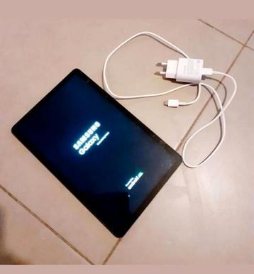 Samsung tablet S6 met oplader beschikbaar voor biedingen