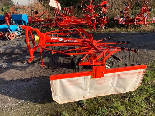 Kuhn GA 3201 hark met tandem, Zakelijke goederen, Landbouw | Werktuigen, Ophalen